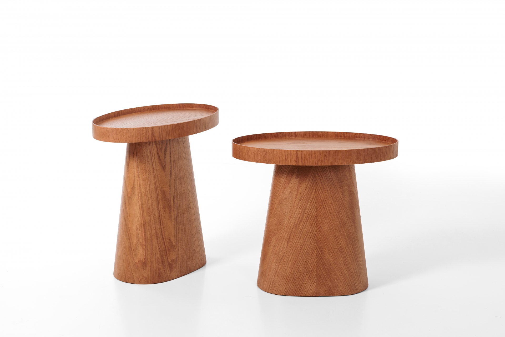 REF 5042 - Mesa Lateral Pé Cone P 50CmX30Cm 45Cm Alt
REF 5041 - Mesa Lateral Pé Cone M 50CmX30Cm 50Cm Alt