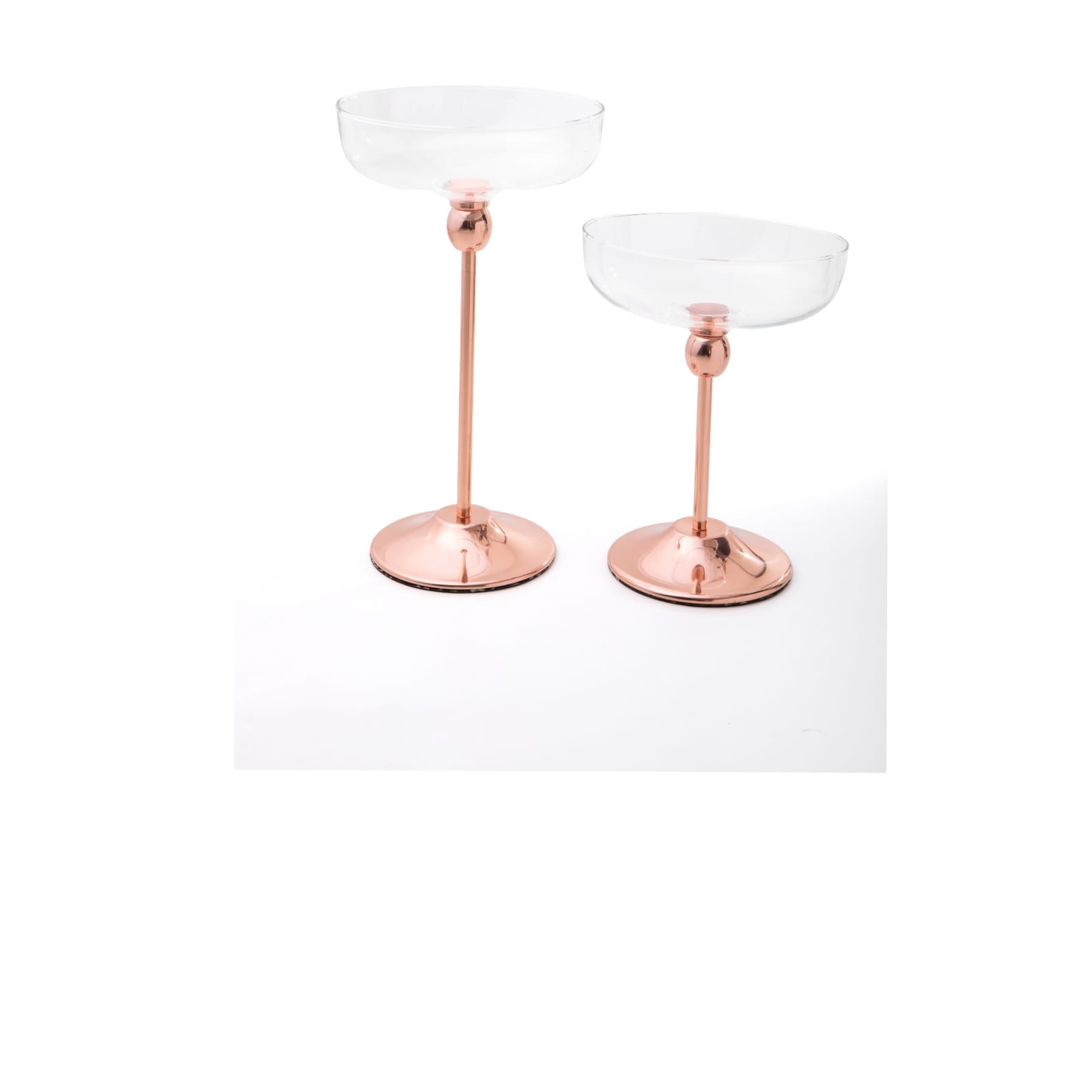 REF 3958 - Saladeira De Vidro Com Pé Rose G 22 Cm Diâm 40 Cm Alt<br />
REF 3958 - Saladeira De Vidro Com Pé Rose M 22 Cm Diâm 30 Cm Alt