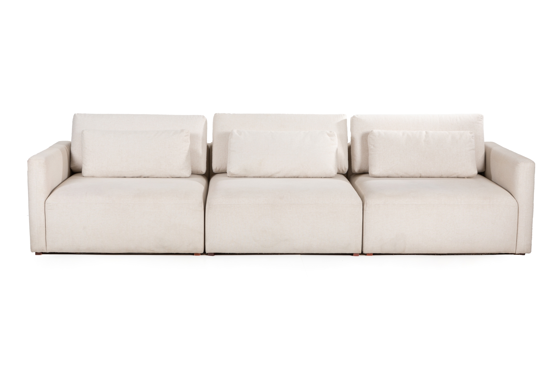 REF 4651 - Sofá Linho Braço Direito 1,10 X 1,00 X 0,90<br />
REF 4652 - Sofá Linho Braço Esquerdo 1,10 X 1,00 X 0,90<br />
REF 4653 - Sofá Linho Sem Braço 1,00 X 1,00 X 0,90<br />
REF 4654 - Sofá Linho Módulo Pufe 1,00 X 1,00 X 0,90