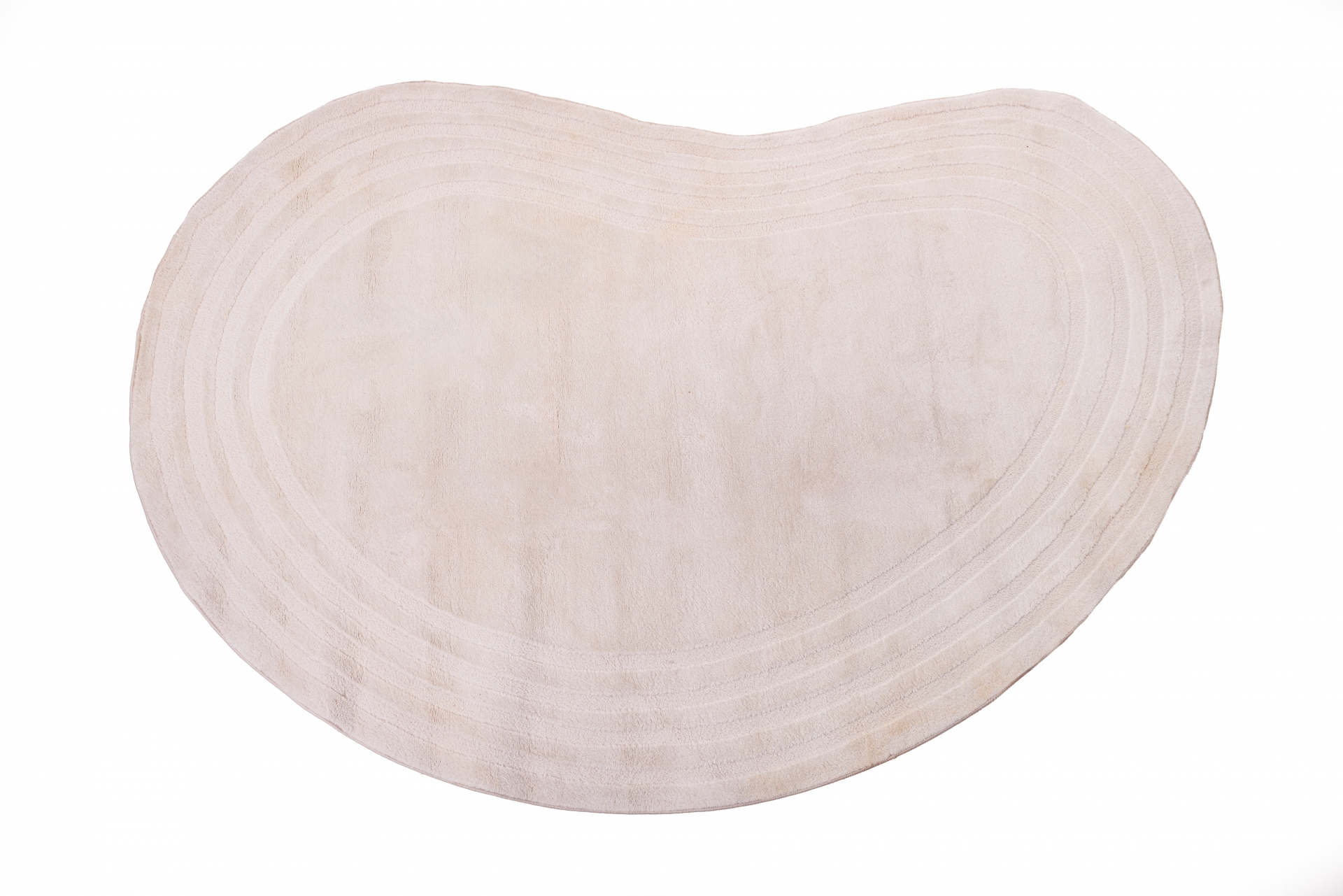 REF 10200 - Tapete Dali&nbsp;2,50X2,00 Branco<br />
REF 10201 - Tapete Dali&nbsp;3,00X2,50 Branco