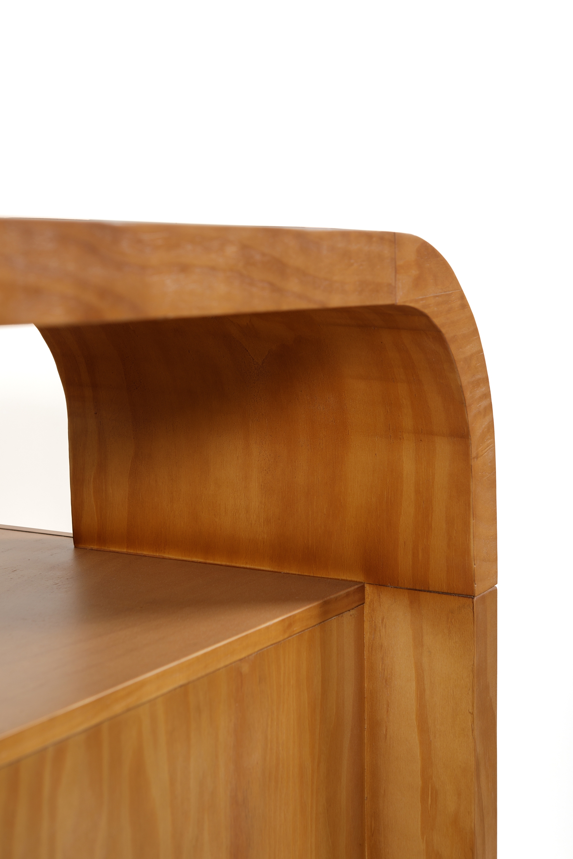 REF 4891 - Bar De Madeira Orgânico 2,00X60 1,10 Alt